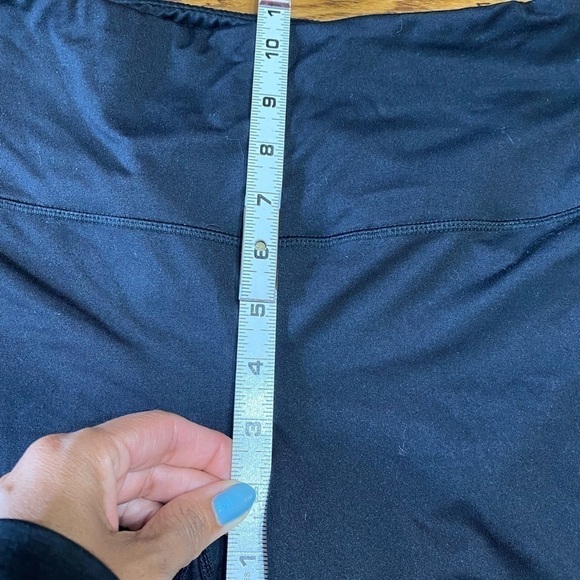 velocity High Rise LengthLeggings in Black Medium - Picture 5 of 9